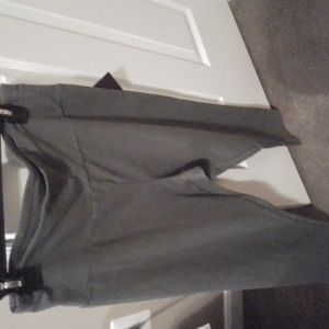 Ava & Viv capris pants, comfortable and soft against the skin.NWT